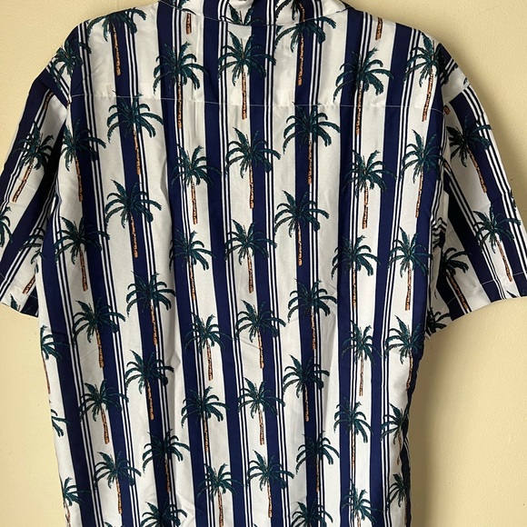 Men’s BRAND NEW Caribbean Shirt- NWT A323 - Picture 2 of 3